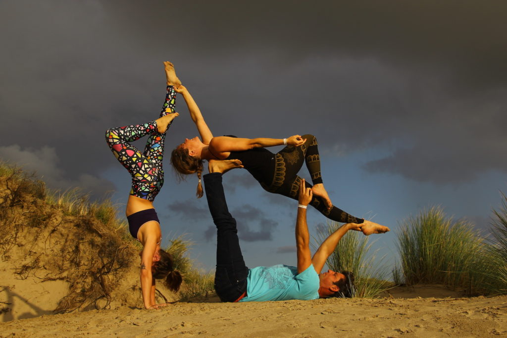 Yoga trio Stock Photos, Royalty Free Yoga trio Images | Depositphotos